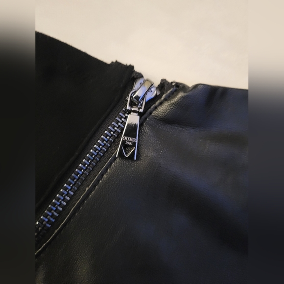 Guess skirt faux leather size 4 - Picture 5 of 5